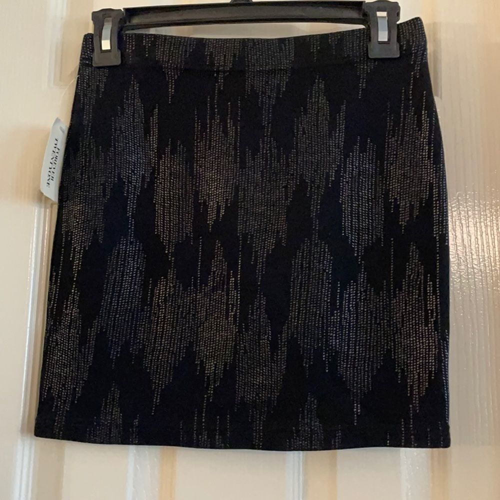 (NWT) Forever 21 black mini skirt